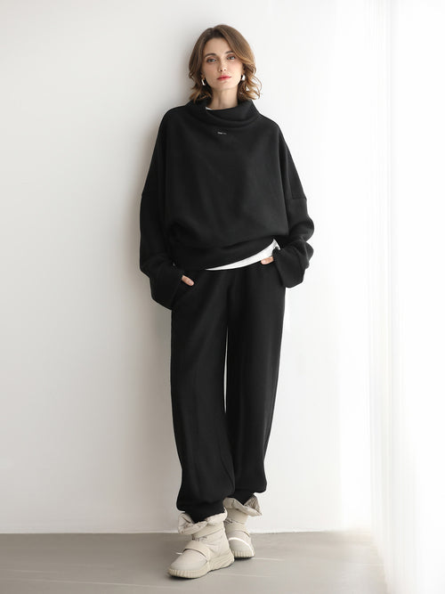 Conjunto deportivo mujer con capucha cómodo y moderno dos piezas